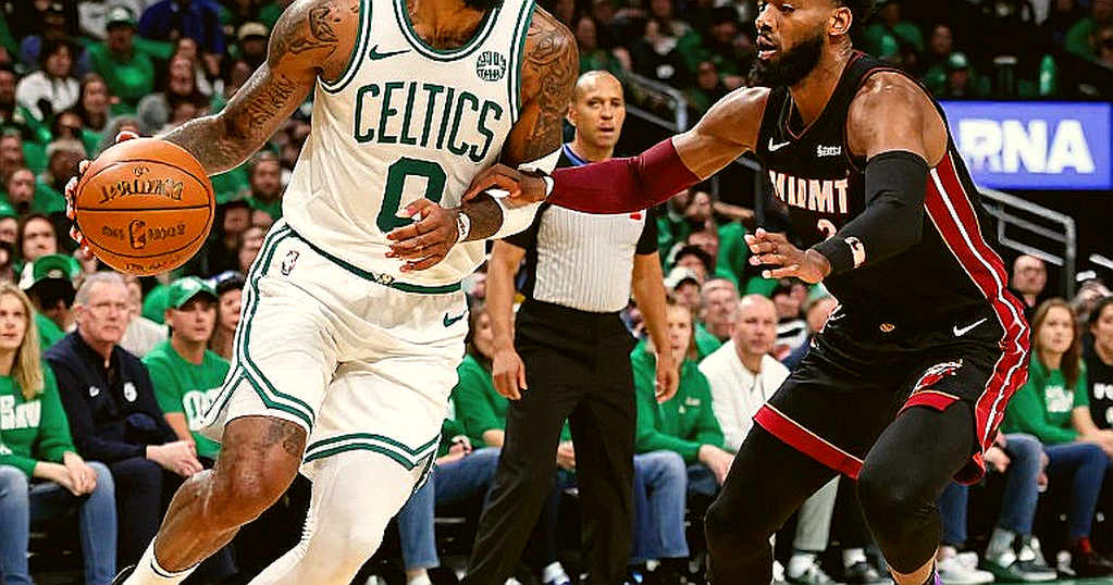 Real Madrid vô địch EuroLeague SuperCup đầu tiên: Chiến thắng của chiều sâu đội hình hay sự khởi đầu của một chu kỳ chuyển giao? Real Madrid vô địch EuroLeague SuperCup đầu tiên: Chiến thắng của chiều sâu đội hình hay sự khởi đầu của một chu kỳ chuyển giao?