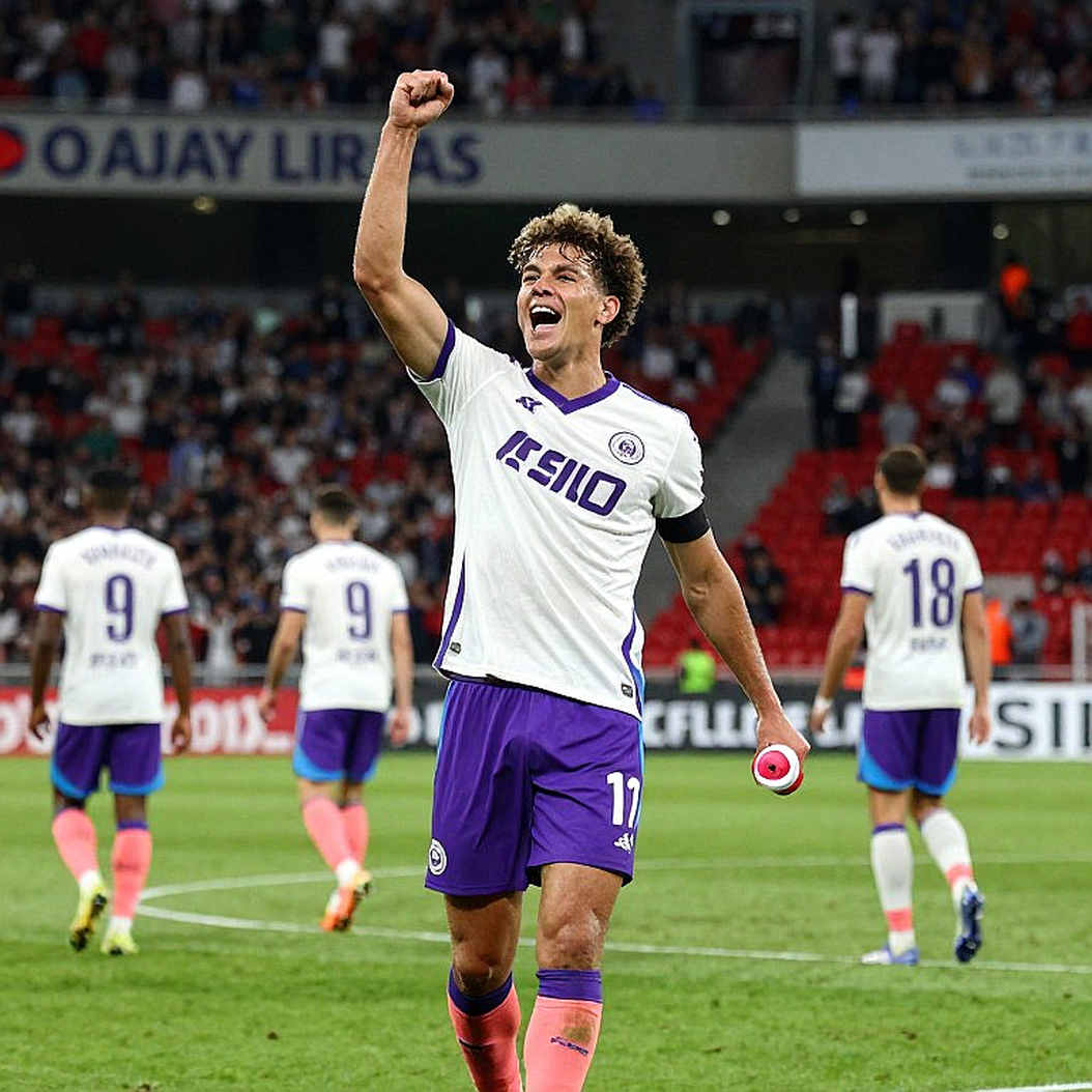 UWCL Opening Night: Arsenal Lock Their Own Feet, While Europe Learns a Different Way to Breathe UWCL Opening Night: Arsenal Lock Their Own Feet, While Europe Learns a Different Way to Breathe