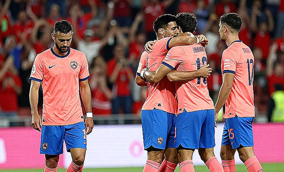 Vietnam 4-2 Pakistan: The Jakarta Comeback Does Not Erase the Crack in the Back Line Vietnam 4-2 Pakistan: The Jakarta Comeback Does Not Erase the Crack in the Back Line