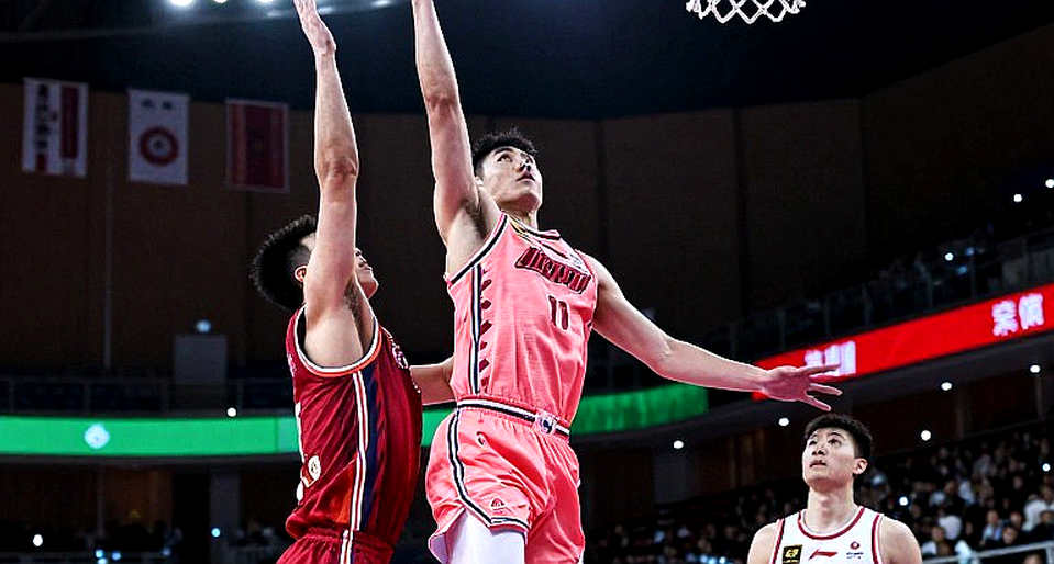 Panathinaikos hạ PAOK 87-81: Chuỗi 7-0 cuối trận và thông điệp trước Supercup