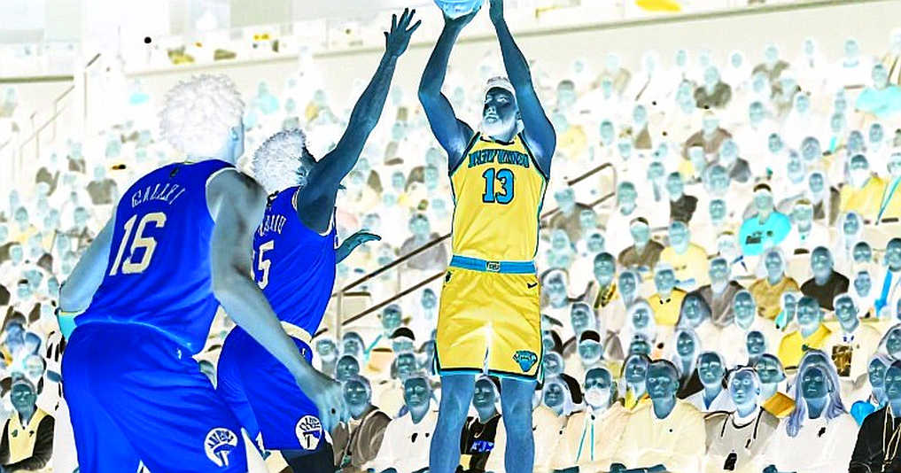 Knox và Unicaja: Bản hợp đồng vá víu hay lời giải cho bài toán nội tuyến?