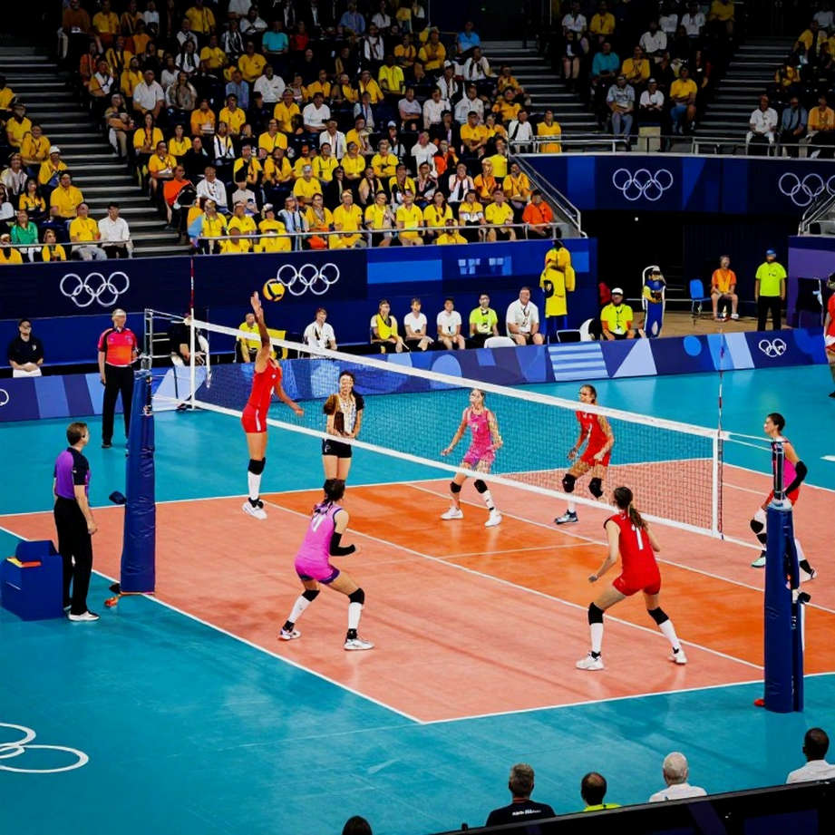 108-108: Chức vô địch NORCECA thứ 11 của tuyển Mỹ được quyết định bằng hai điểm cuối 108-108: Chức vô địch NORCECA thứ 11 của tuyển Mỹ được quyết định bằng hai điểm cuối