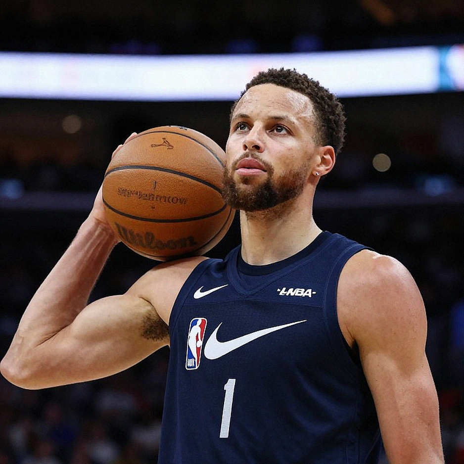 Curry Shuts Down Retirement Talk: The Warriors' Two-Year Window Is Narrowing Curry Shuts Down Retirement Talk: The Warriors' Two-Year Window Is Narrowing