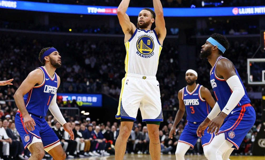 Thunderpick World Championship 2026: Bốn cú quét 2-0 và cái bẫy dữ liệu của một giải tám đội