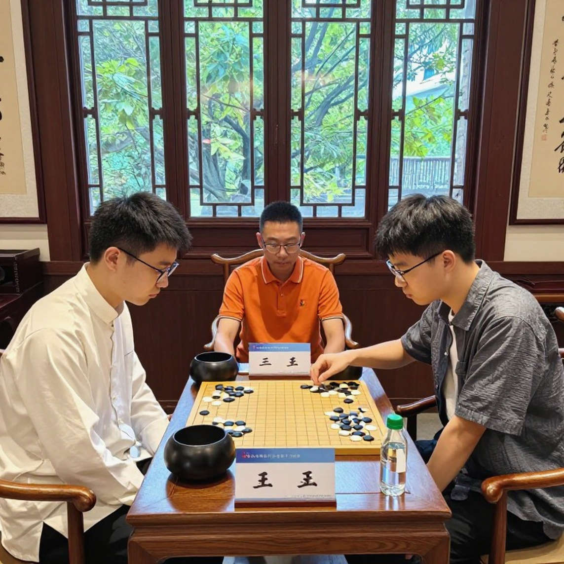 Chín tầng dữ liệu esports Đông Nam Á: Khi bản báo cáo trắng nói thật hơn mọi kết luận
