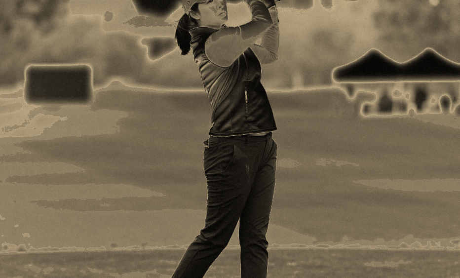 Phân tích kỹ thuật golf: Không có dữ liệu cụ thể để đánh giá hiệu suất